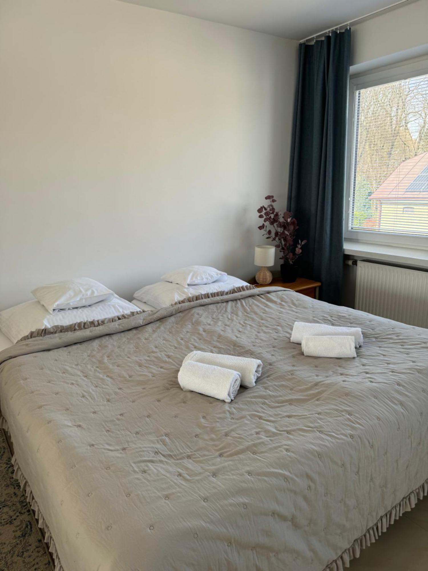 Apartamenty Cud Miod Krosno Exterior foto